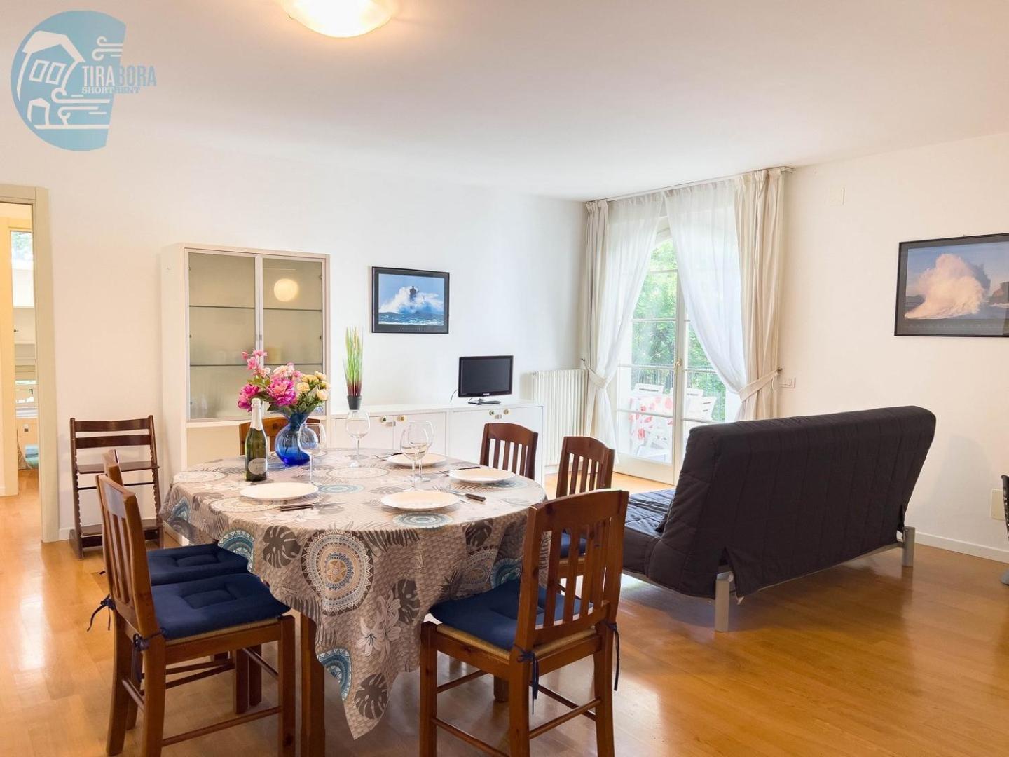 Cattedrale 5 Tirabora Short Rent Apartment Триест Екстериор снимка